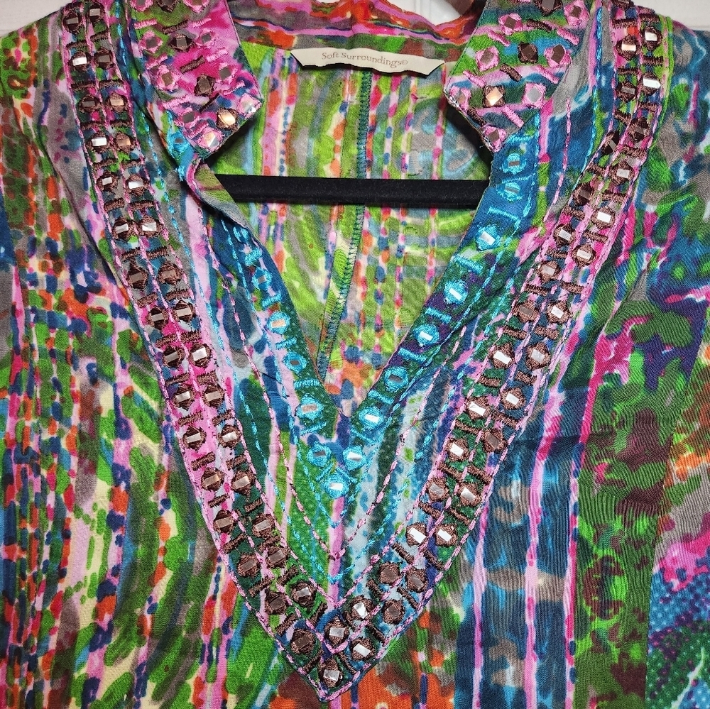 Soft Surroundings Batik Oversized Embroidered V-Neck Long Sleeve Tunic Size M - Picture 7 of 8